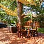 Tiche Misto Glamping * Слапы