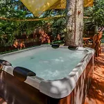 Luksusowy namiot Tiche Misto Glamping *