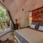Tiche Misto Glamping *