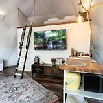 Luxury tent Tiche Misto Glamping Slapy (Prague-West)