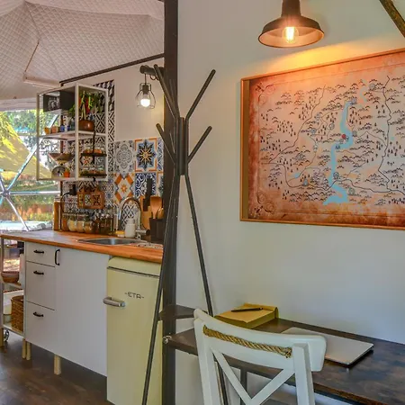 Tiche Misto Glamping Luksusowy namiot Slapy (Prague-West)
