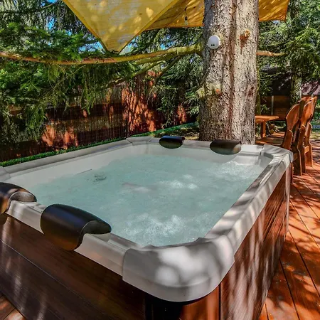Luxusní stan Tiche Misto Glamping *
