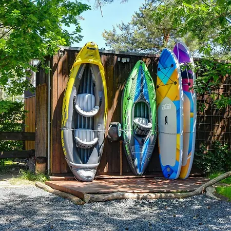 Tiché Místo Glamping Campo de lujo